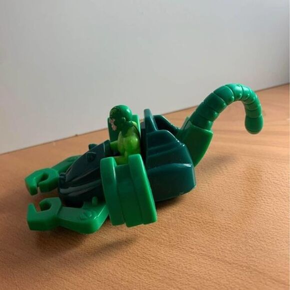 1995 Marvel Comics McDonalds Happy Meal Toy Spiderman Stingstriker Scorpion Car - Picture 4 of 7